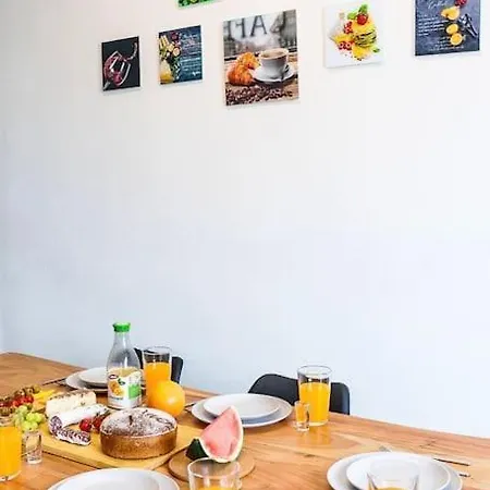 アパート Penthouse-wohnung Auf 2 Etagen ヴッパータール