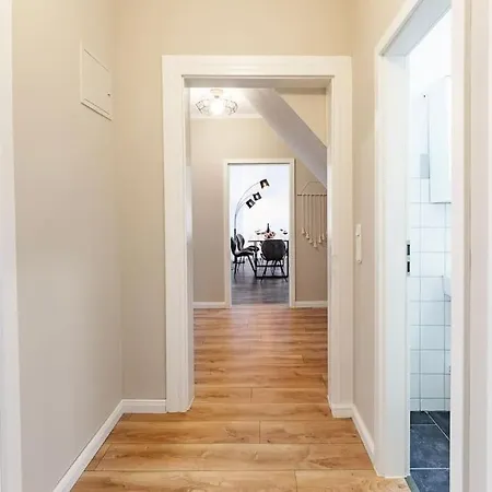Penthouse-wohnung Auf 2 Etagen *