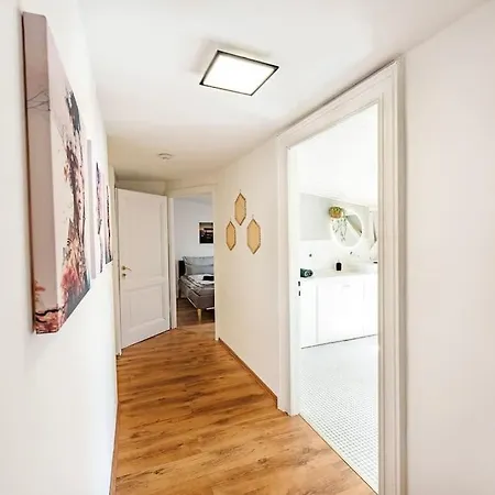 アパート Penthouse-wohnung Auf 2 Etagen *